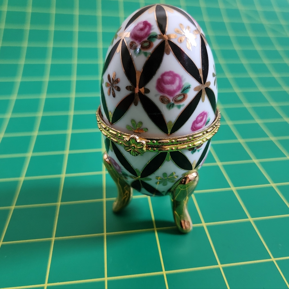 Decorative Egg Trinket Box with Floral Design